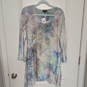 Colorful Feather Print Tunic Top